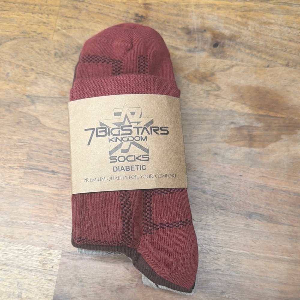 Men’s Diabetic Casual Socks - Burgundy